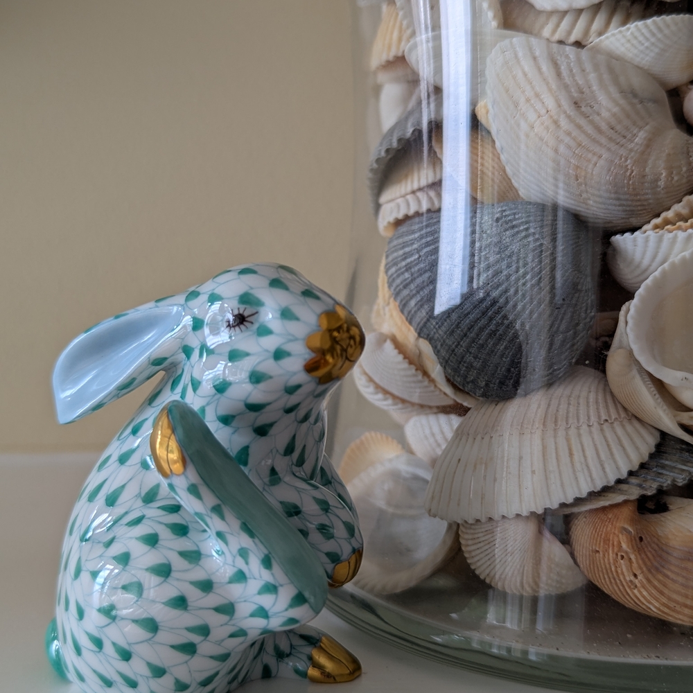 Herend Green Fishnet Bunny Figurine